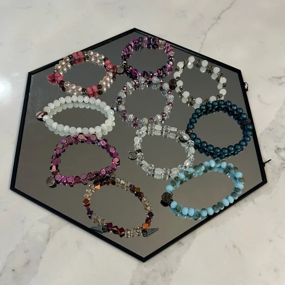 Erimish Aqua and Gold Beaded Bracelet ***Bundle 2 or more and save on shipping!! - Picture 4 of 5